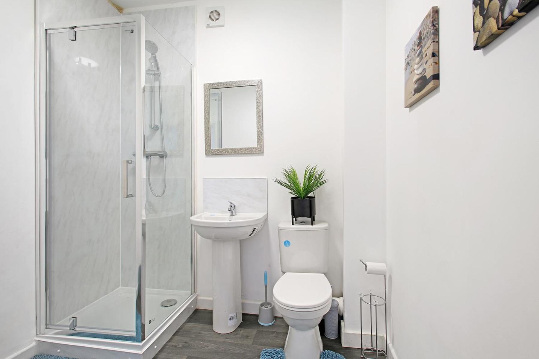 Home In Woodhouse, Leeds Лидс Экстерьер фото